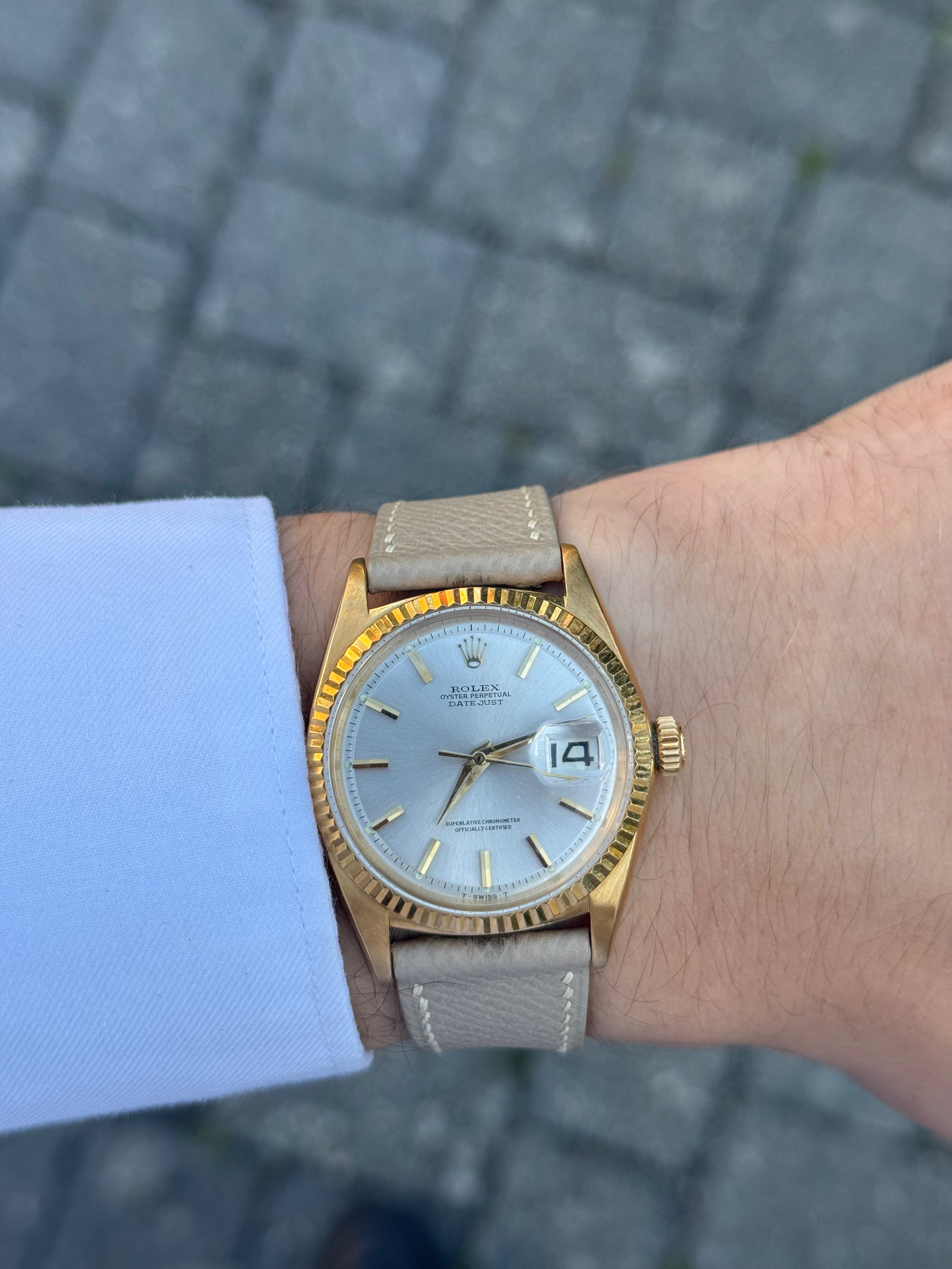 Rolex Datejust 1601 18K YG mit Dauphine hands