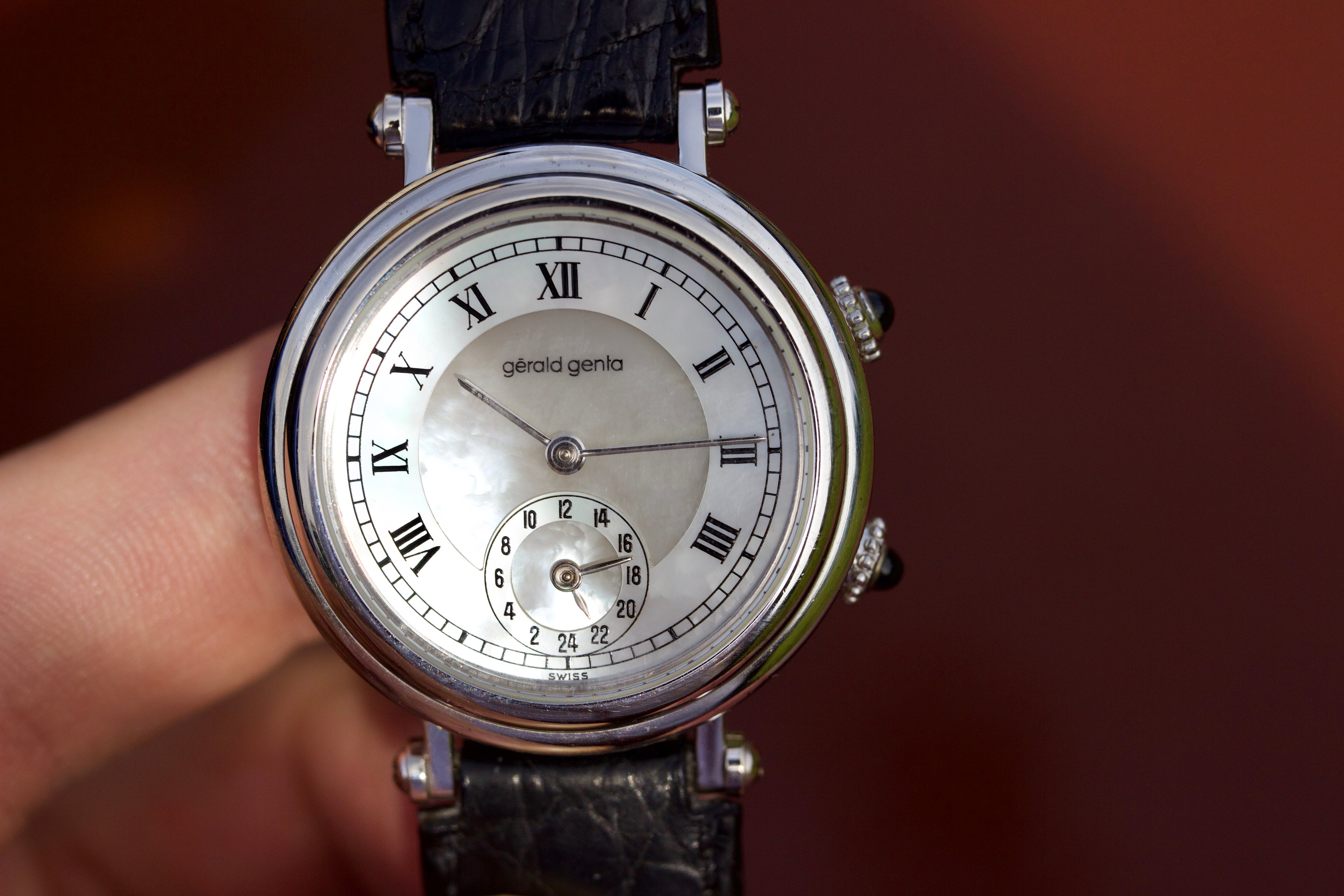 Gerald Genta Dual Time 18 White Gold