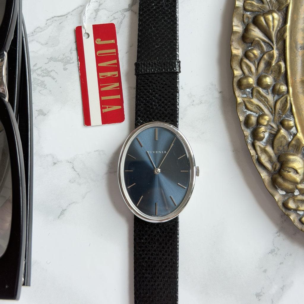 Juvenia Oval Ref. 9028 — Stainless Steel