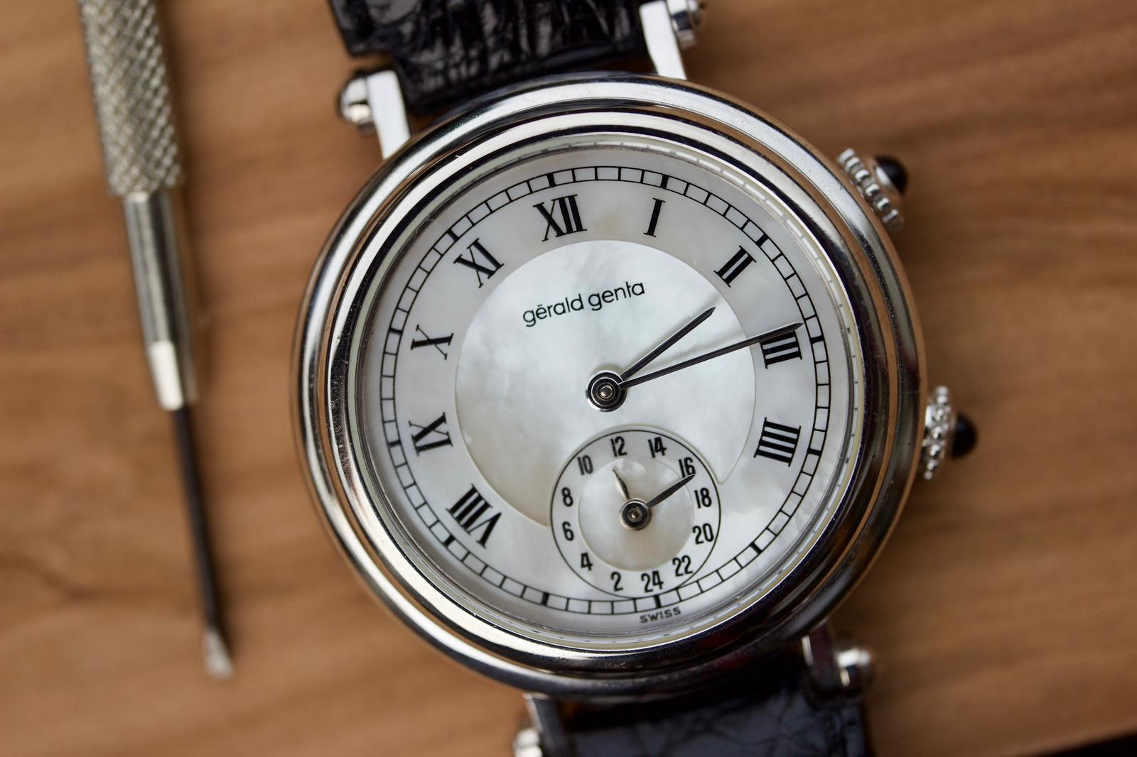 Gerald Genta Dual Time 18 White Gold